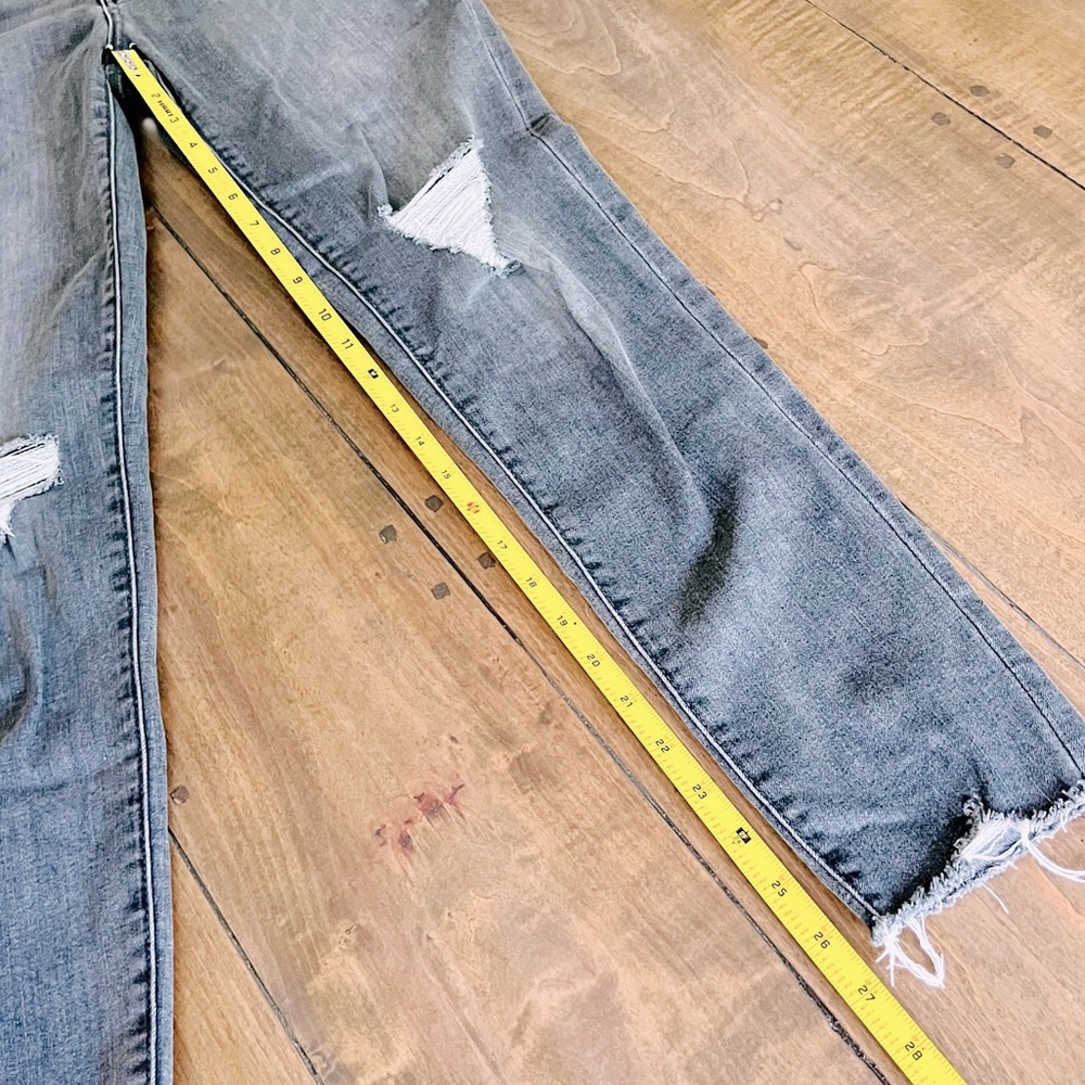 🌟HP🌟Joe’s Distressed Jeans - Picture 7 of 9